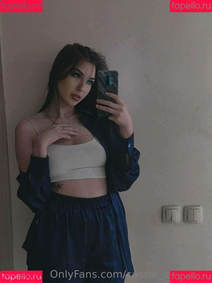 cassie_swallows Onlyfans Photo Gallery 