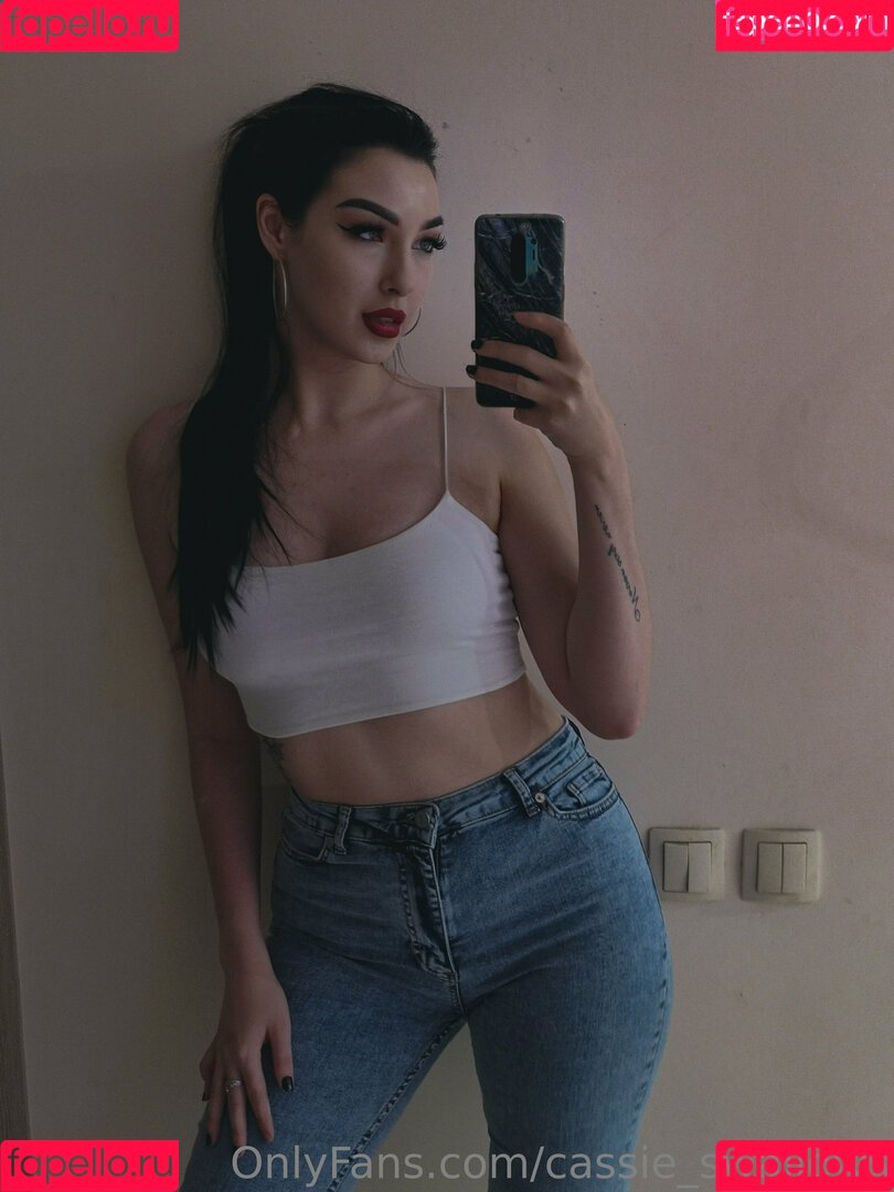 cassie_swallows Onlyfans Photo Gallery 