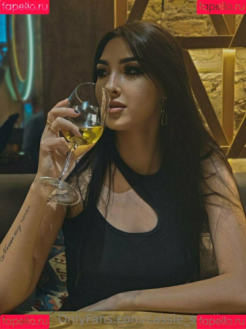 cassie_swallows Onlyfans Photo Gallery 