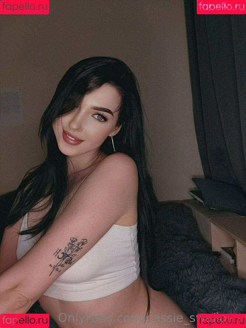 cassie_swallows Onlyfans Photo Gallery 