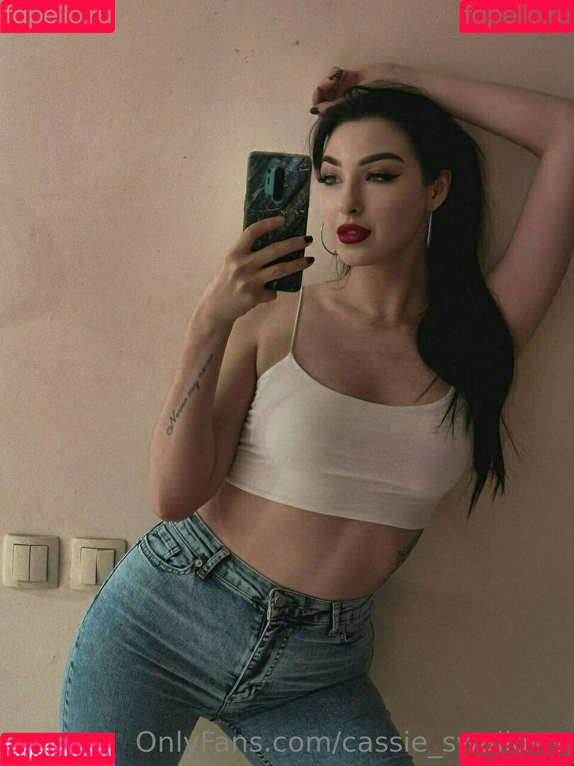 cassie_swallows Onlyfans Photo Gallery 