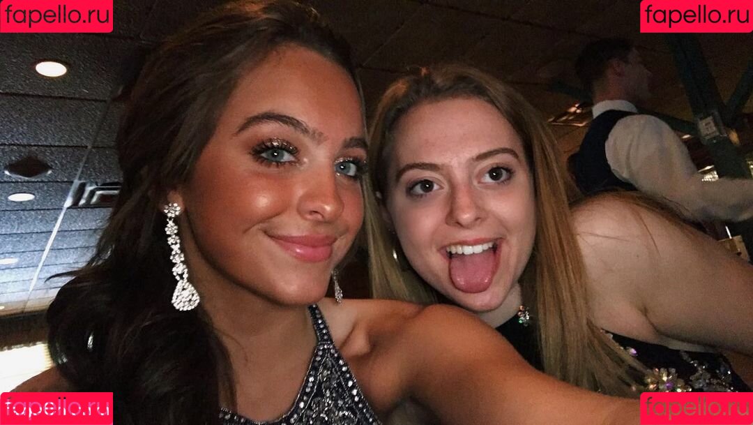 Emmie Garver Onlyfans Photo Gallery 