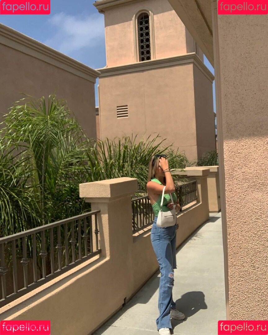 Emmie Garver Onlyfans Photo Gallery 