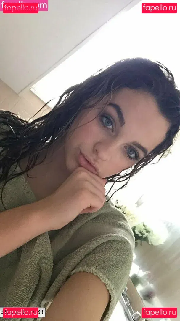 Emmie Garver Onlyfans Photo Gallery 