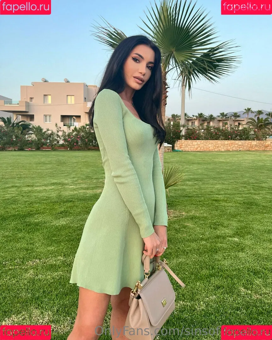sinsofamanda Onlyfans Photo Gallery 