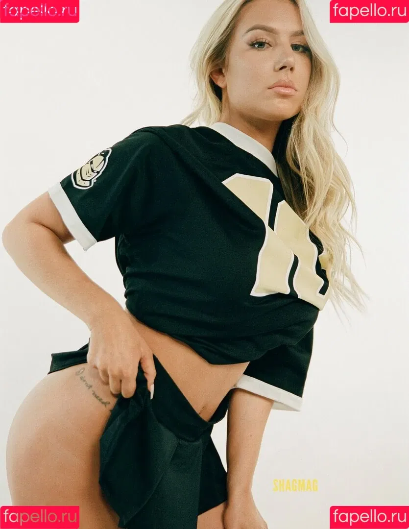 Carli Maueer Onlyfans Photo Gallery 