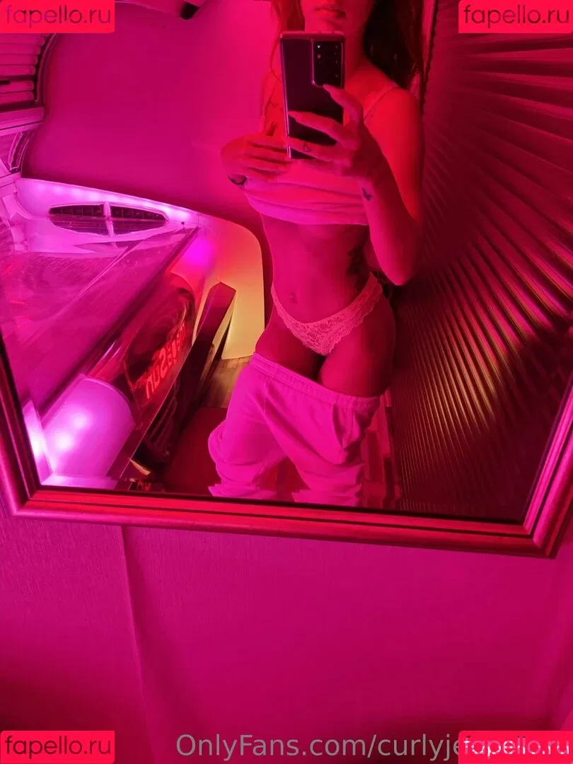 curlyjewelfree Onlyfans Photo Gallery 