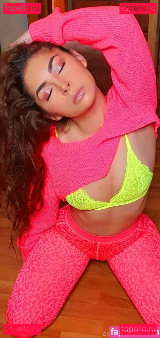 curlyjewelfree Onlyfans Photo Gallery 