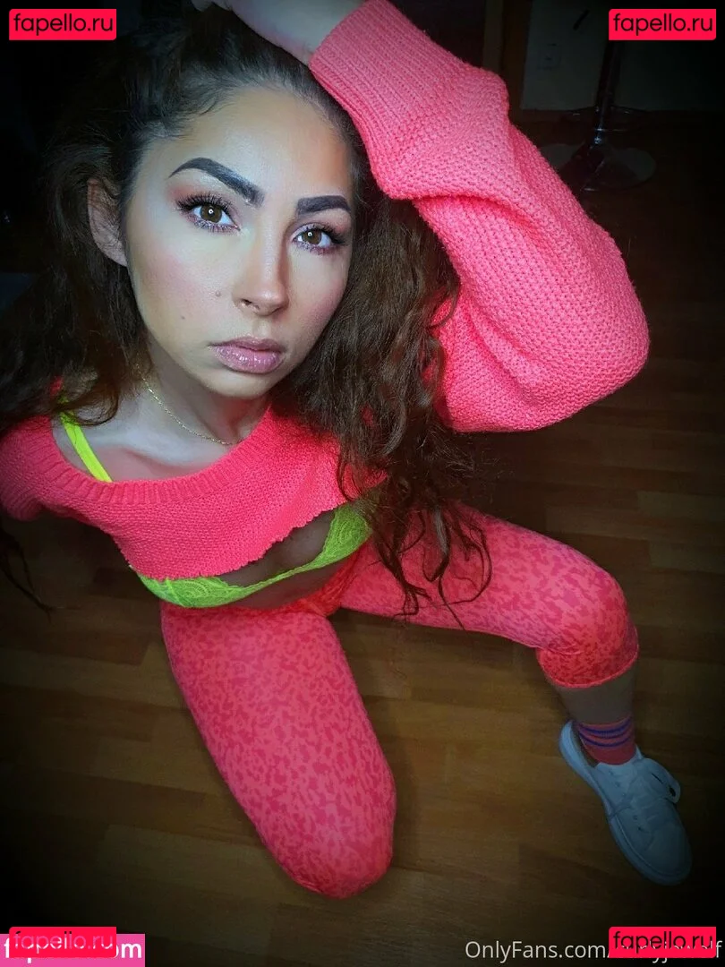 curlyjewelfree Onlyfans Photo Gallery 