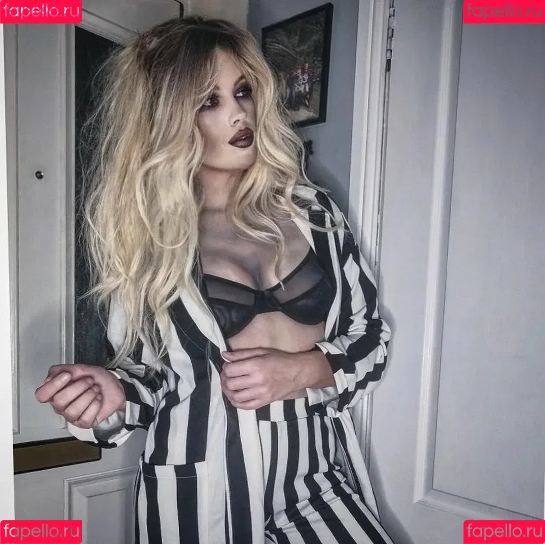 Vicki Walker Onlyfans Photo Gallery 