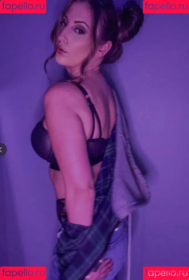 Heather Jade Onlyfans Photo Gallery 