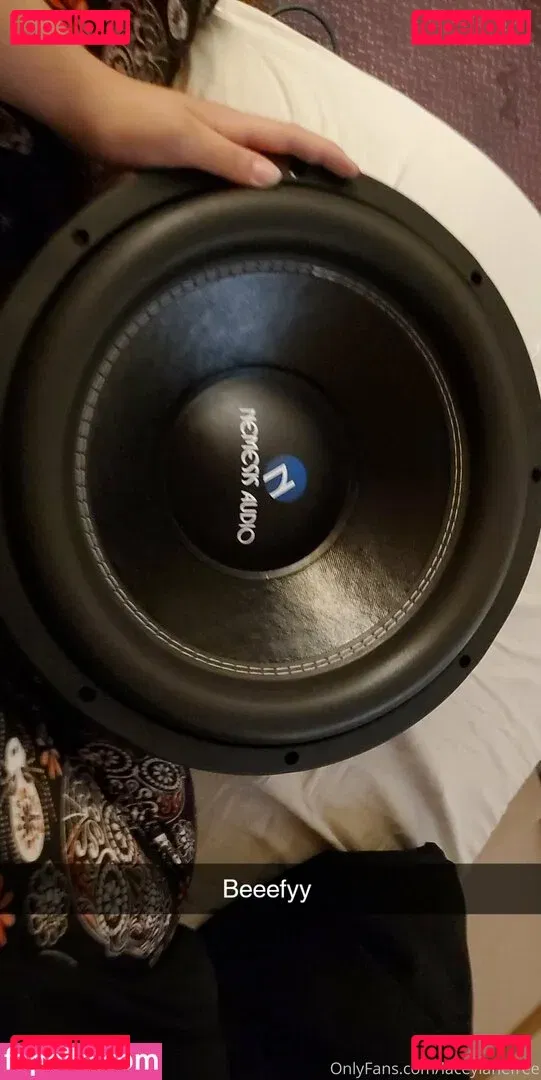 laceylanefree Onlyfans Photo Gallery 