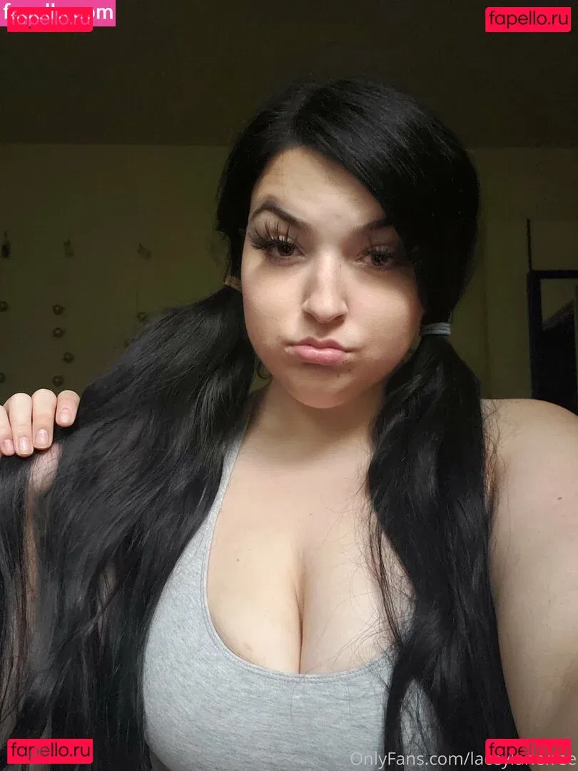 laceylanefree Onlyfans Photo Gallery 