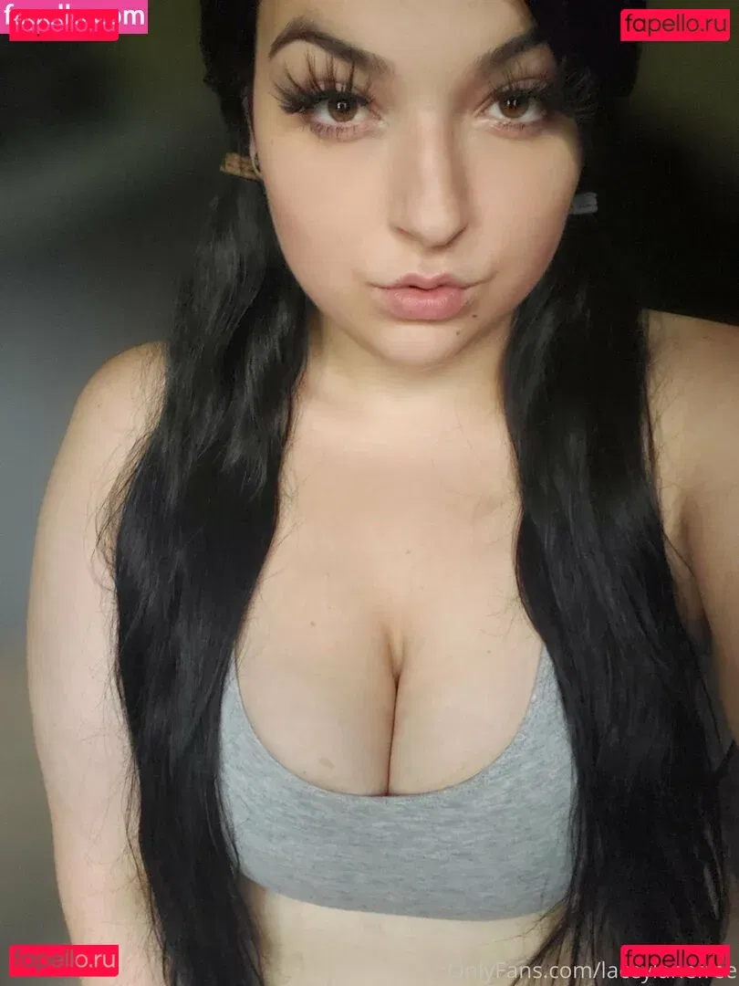 laceylanefree Onlyfans Photo Gallery 