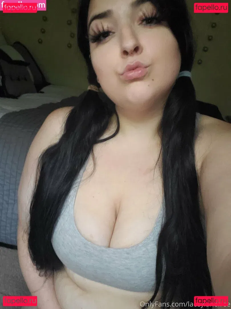 laceylanefree Onlyfans Photo Gallery 