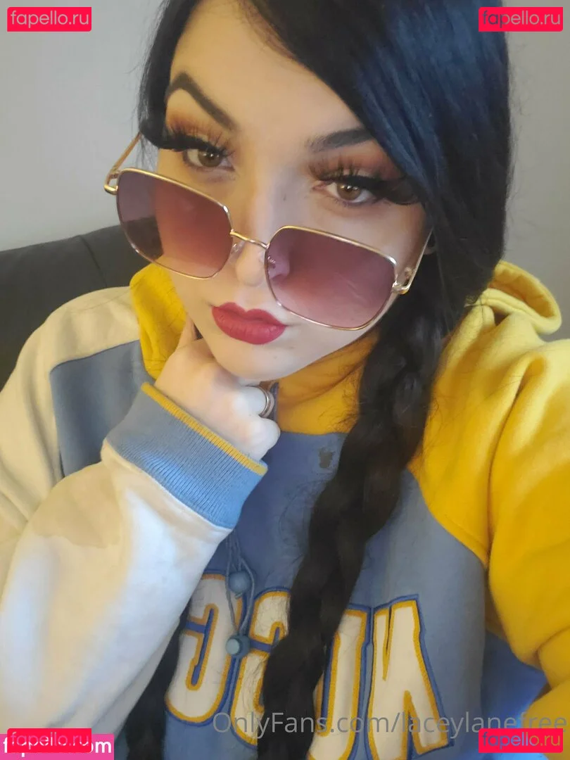 laceylanefree Onlyfans Photo Gallery 