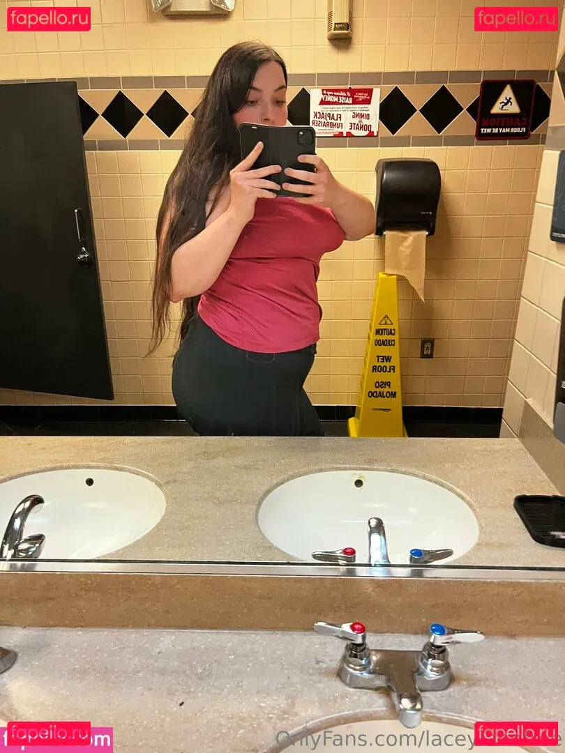 laceylanefree Onlyfans Photo Gallery 