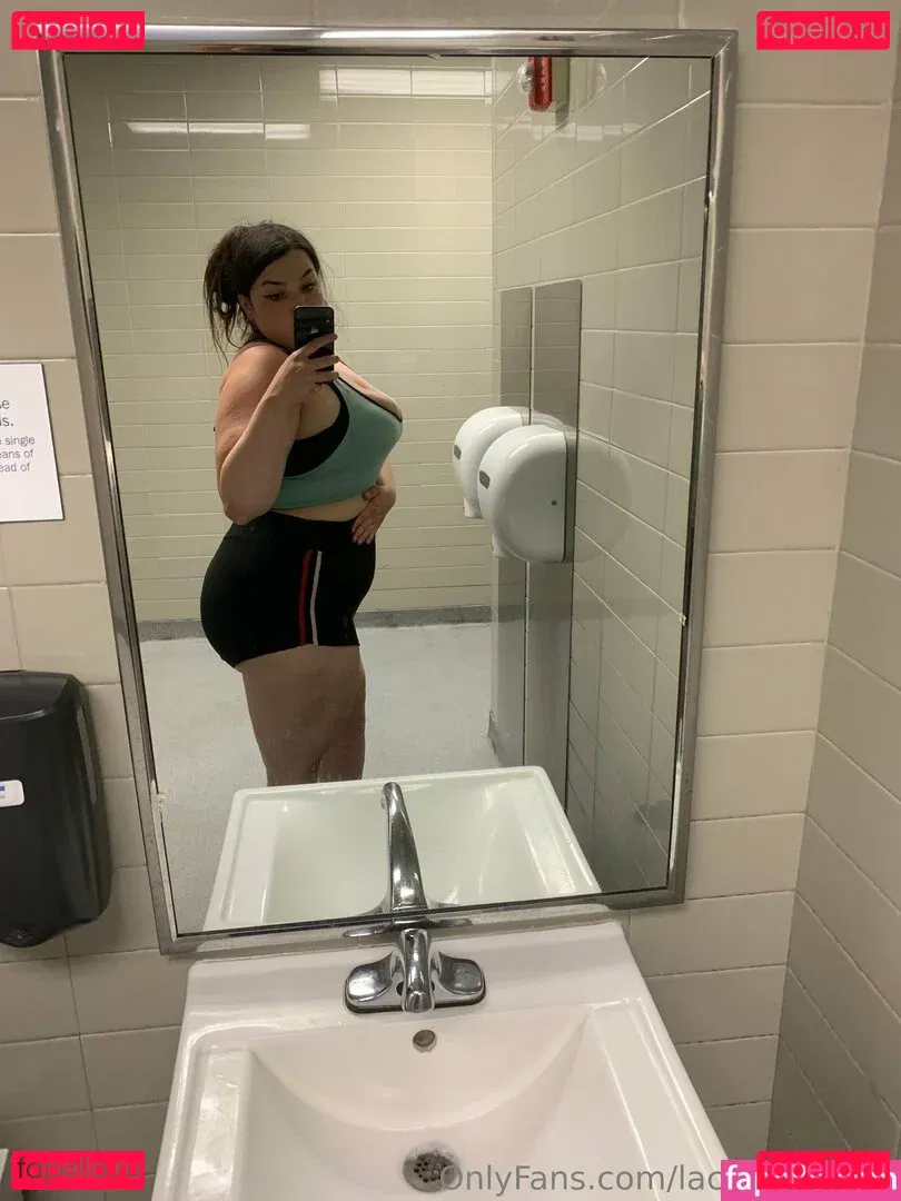 laceylanefree Onlyfans Photo Gallery 