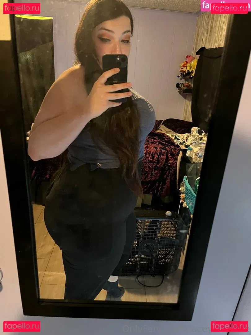 laceylanefree Onlyfans Photo Gallery 