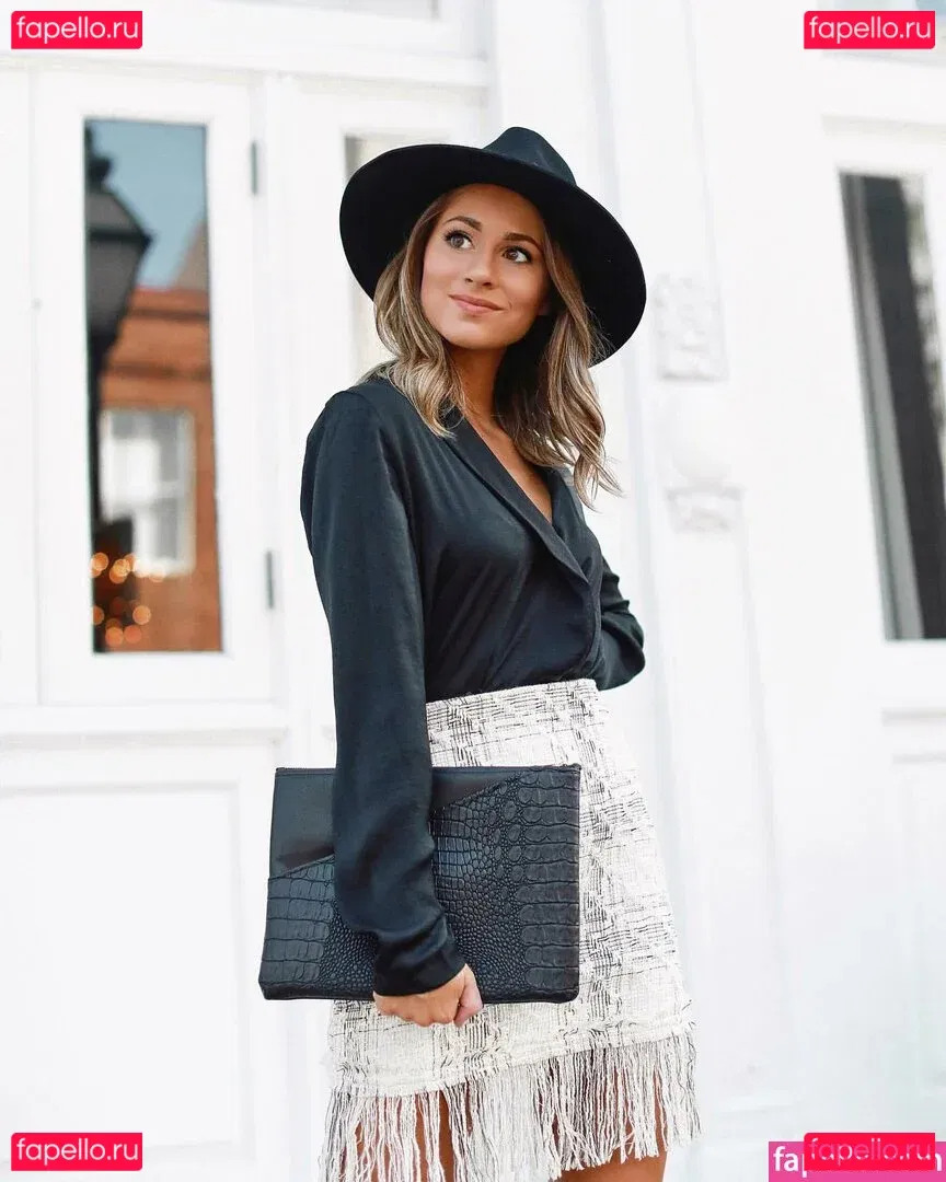 Hailey Lower Onlyfans Photo Gallery 