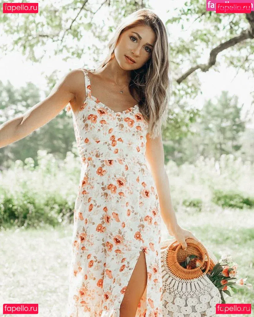 Hailey Lower Onlyfans Photo Gallery 