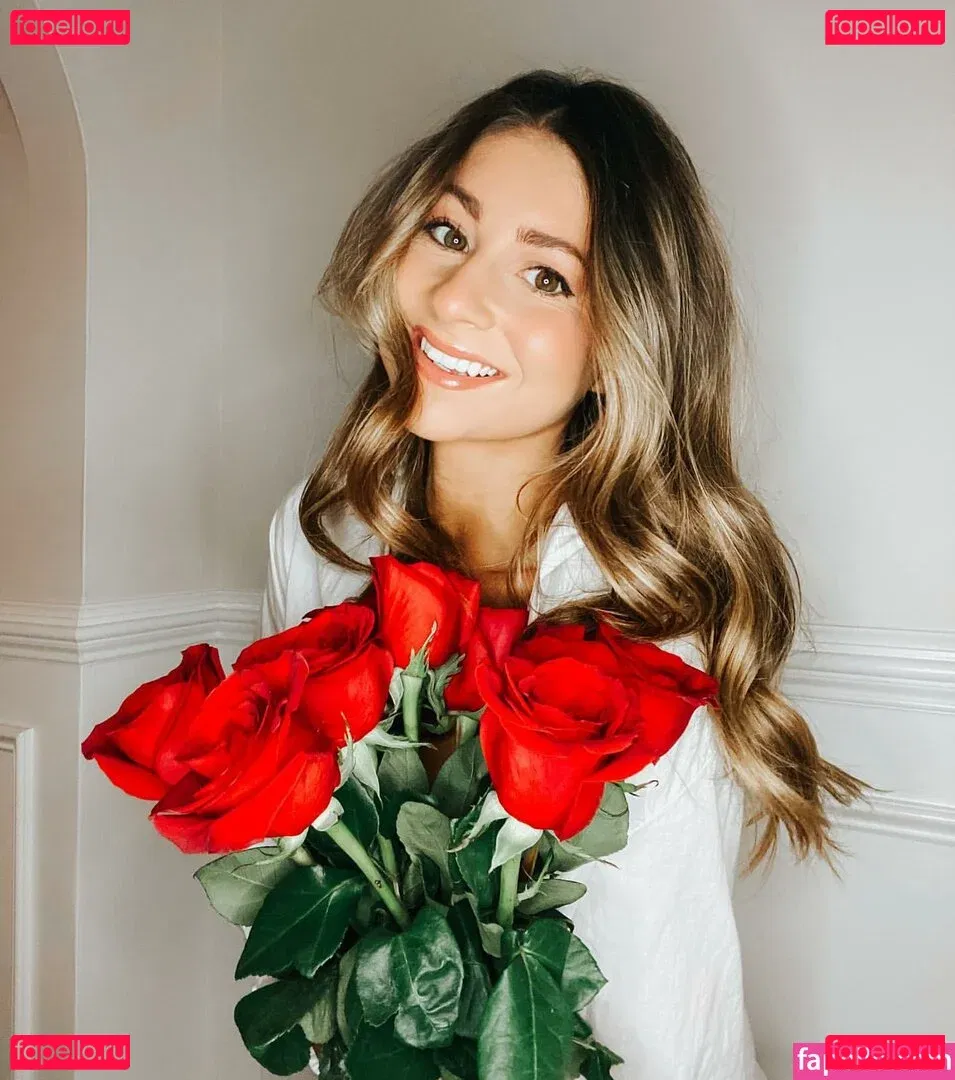 Hailey Lower Onlyfans Photo Gallery 