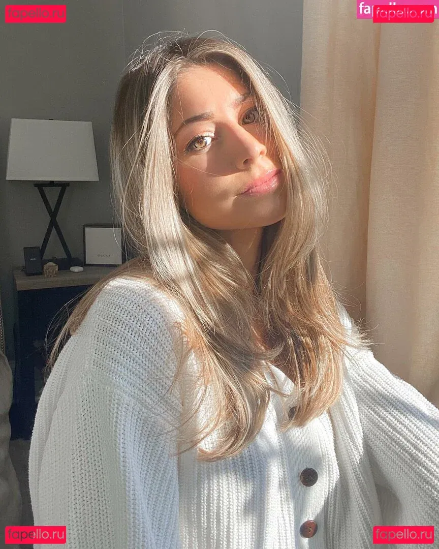 Hailey Lower Onlyfans Photo Gallery 