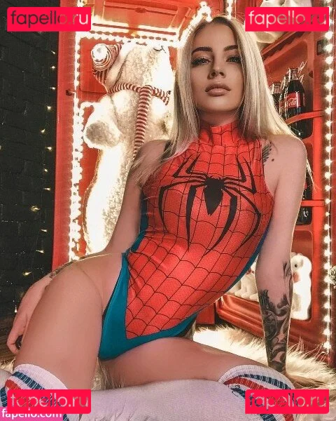 Kira Braun Onlyfans Photo Gallery 