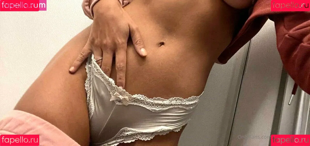 melissa.xbaby Onlyfans Photo Gallery 