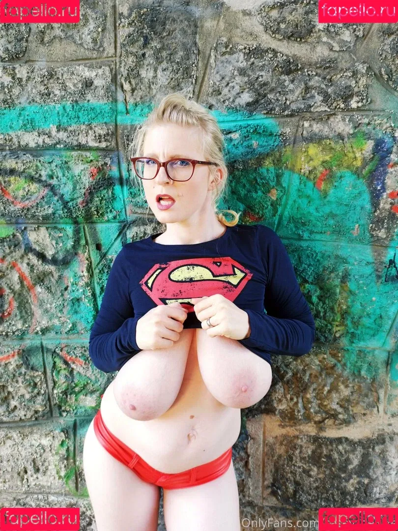 Casey Deluxe Onlyfans Photo Gallery 