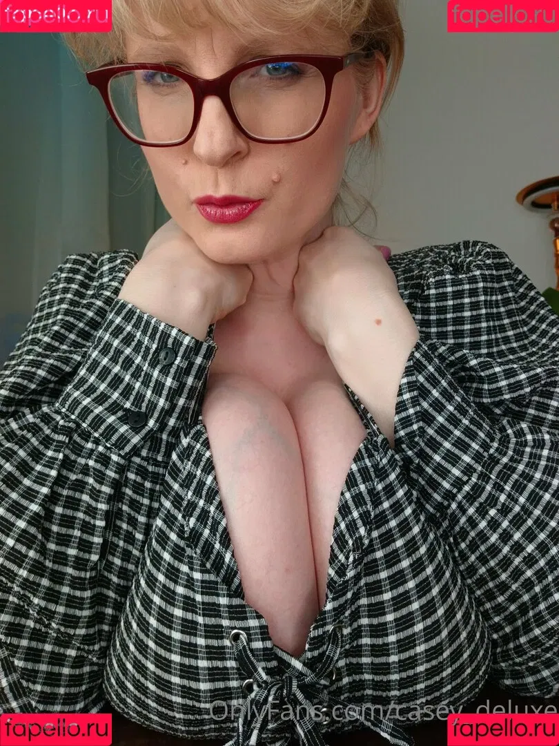 Casey Deluxe Onlyfans Photo Gallery 
