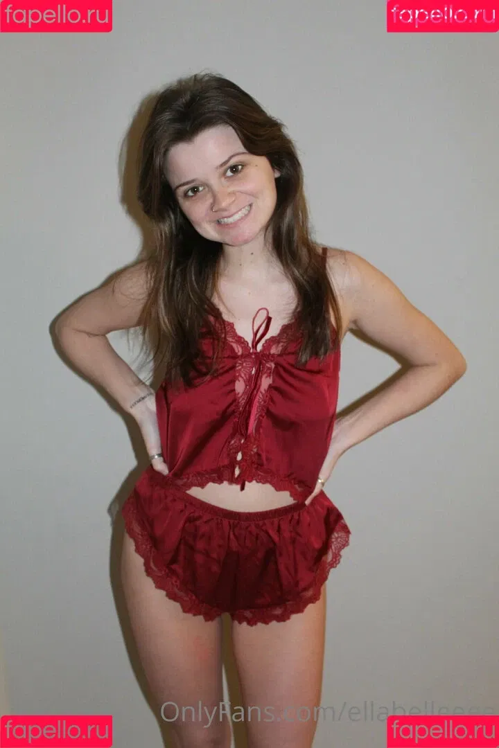 ellabelleeee Onlyfans Photo Gallery 