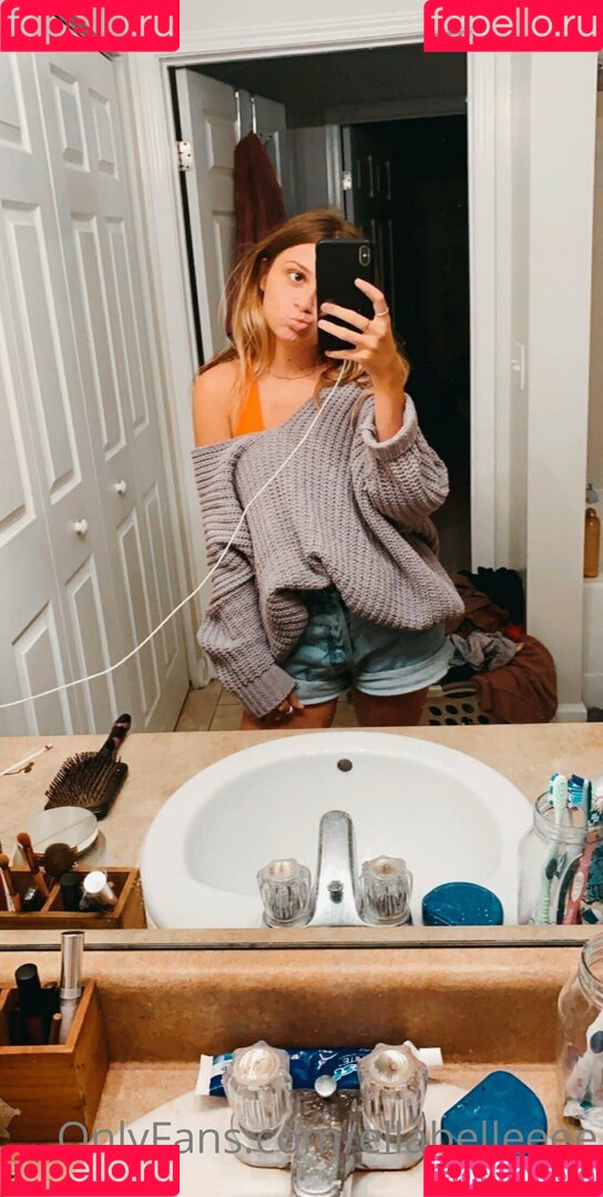 ellabelleeee Onlyfans Photo Gallery 
