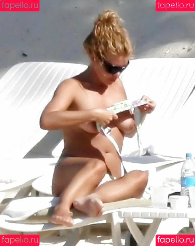 Billie Piper Onlyfans Photo Gallery 