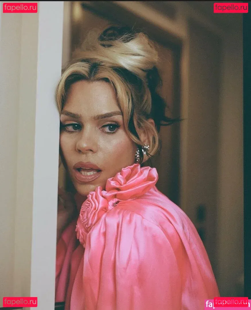 Billie Piper Onlyfans Photo Gallery 