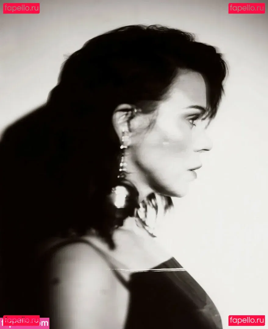 Billie Piper Onlyfans Photo Gallery 