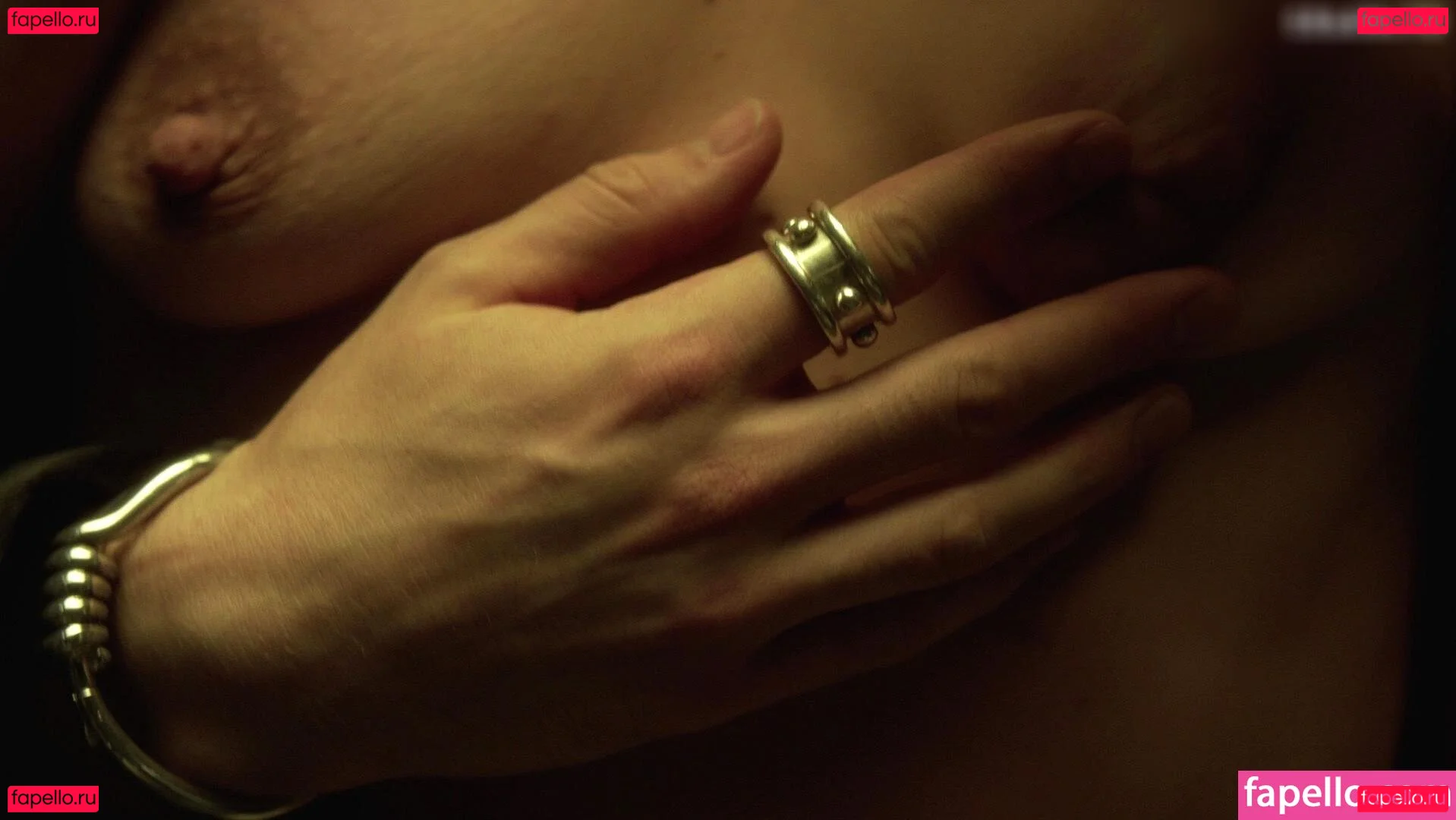 Billie Piper Onlyfans Photo Gallery 