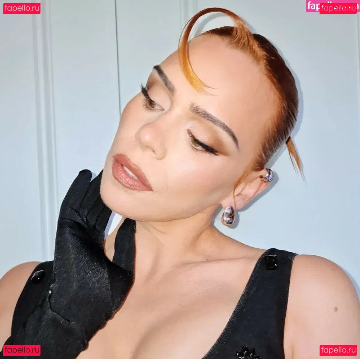 Billie Piper Onlyfans Photo Gallery 