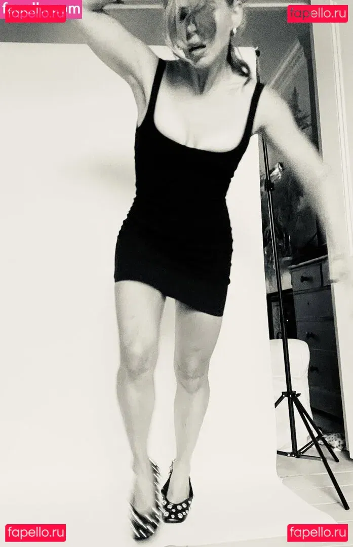 Billie Piper Onlyfans Photo Gallery 