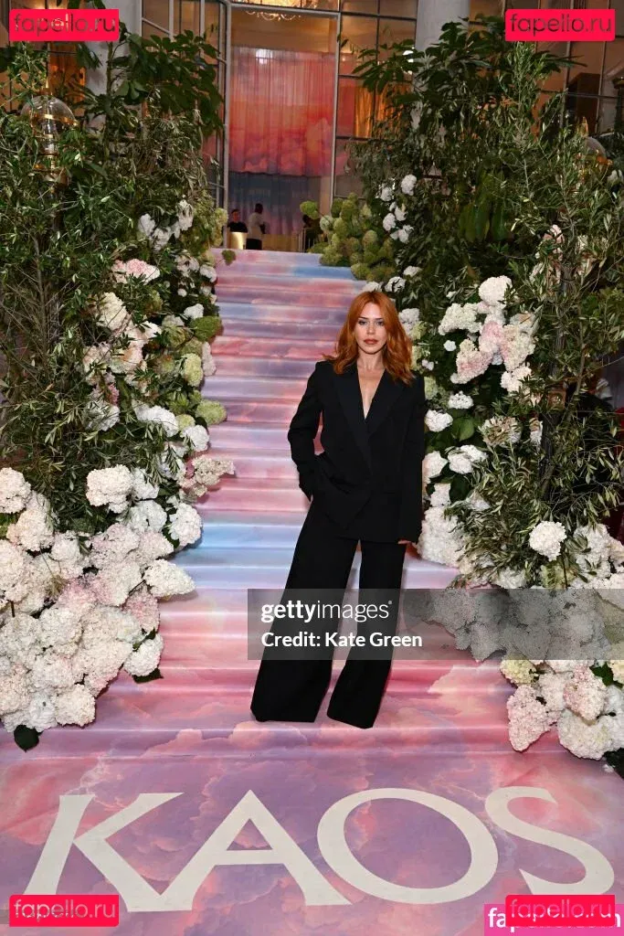 Billie Piper Onlyfans Photo Gallery 