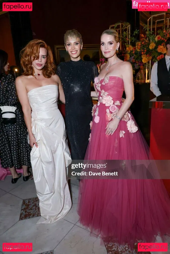 Billie Piper Onlyfans Photo Gallery 