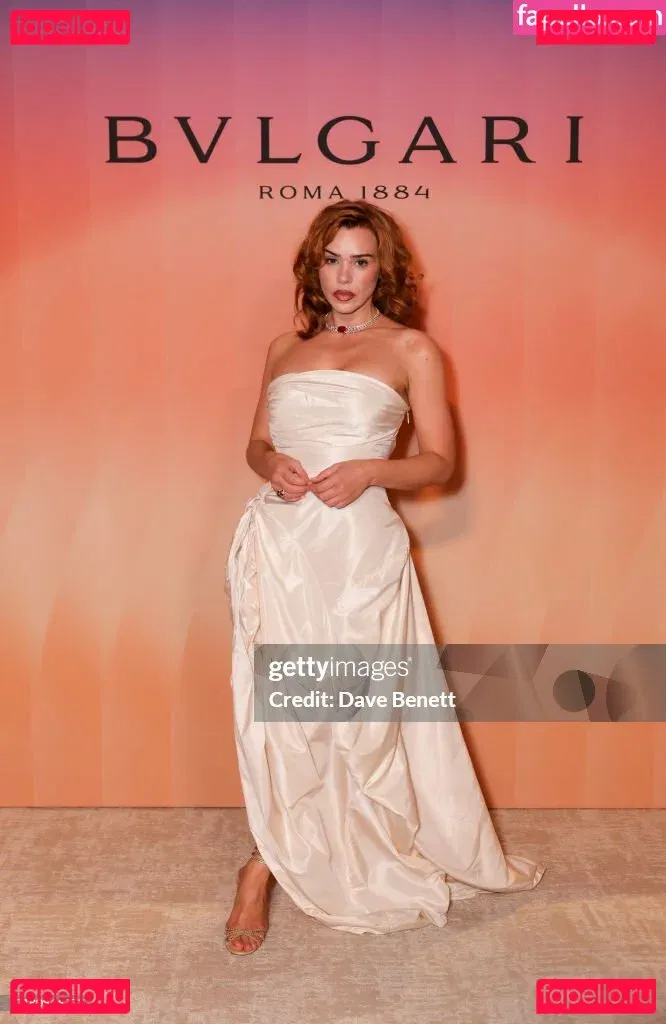 Billie Piper Onlyfans Photo Gallery 
