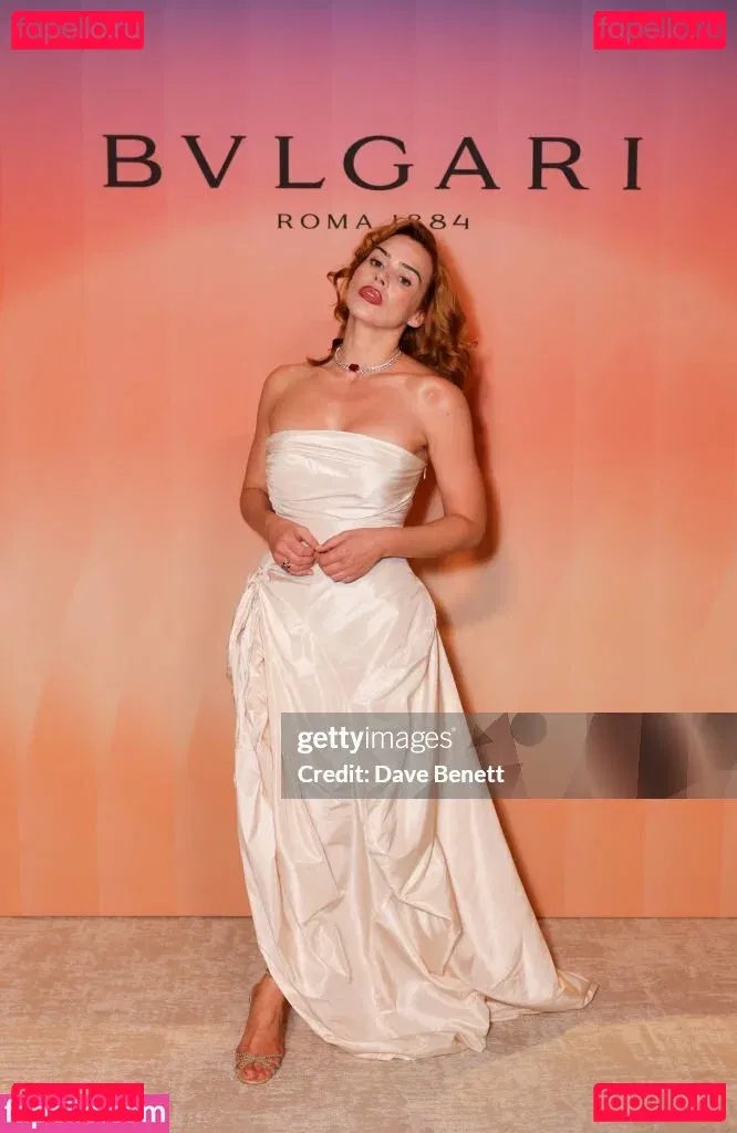 Billie Piper Onlyfans Photo Gallery 