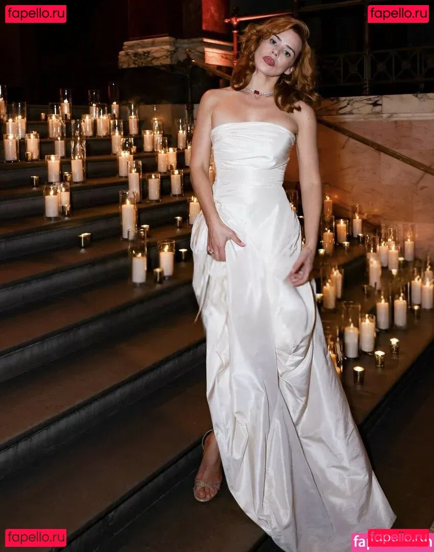 Billie Piper Onlyfans Photo Gallery 