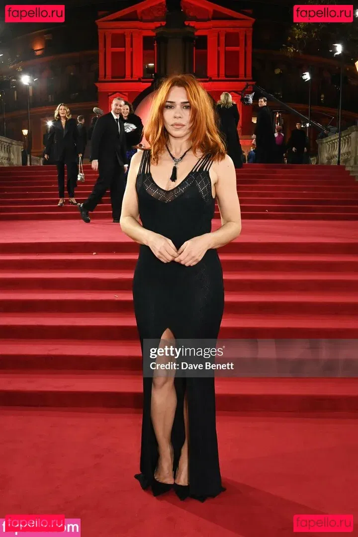 Billie Piper Onlyfans Photo Gallery 