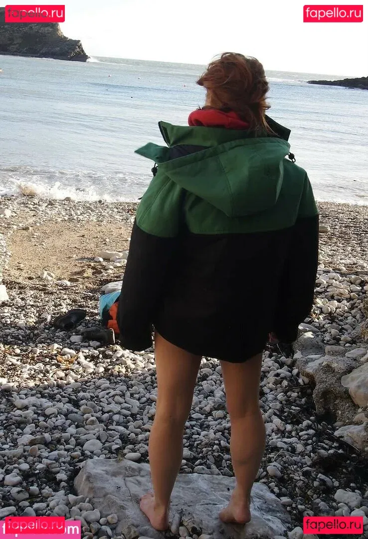 Billie Piper Onlyfans Photo Gallery 