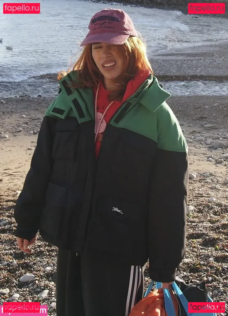 Billie Piper Onlyfans Photo Gallery 