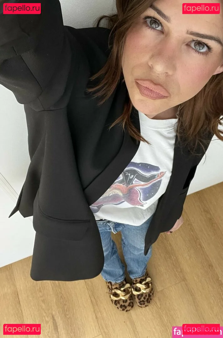 Billie Piper Onlyfans Photo Gallery 