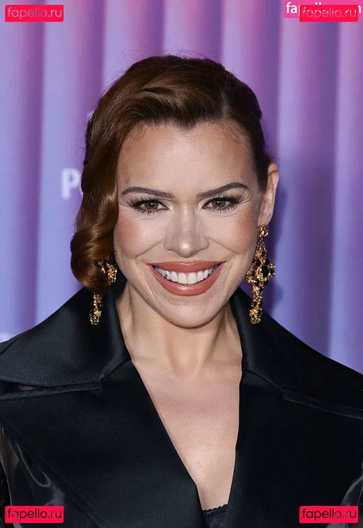 Billie Piper Onlyfans Photo Gallery 