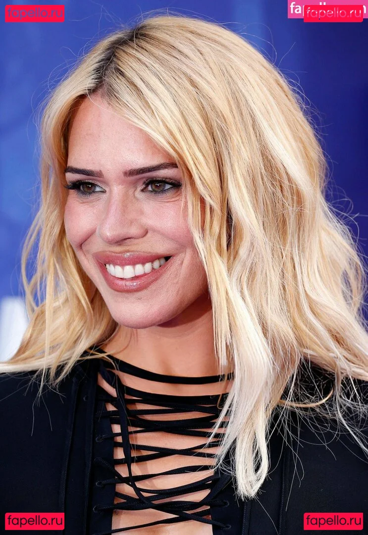 Billie Piper Onlyfans Photo Gallery 